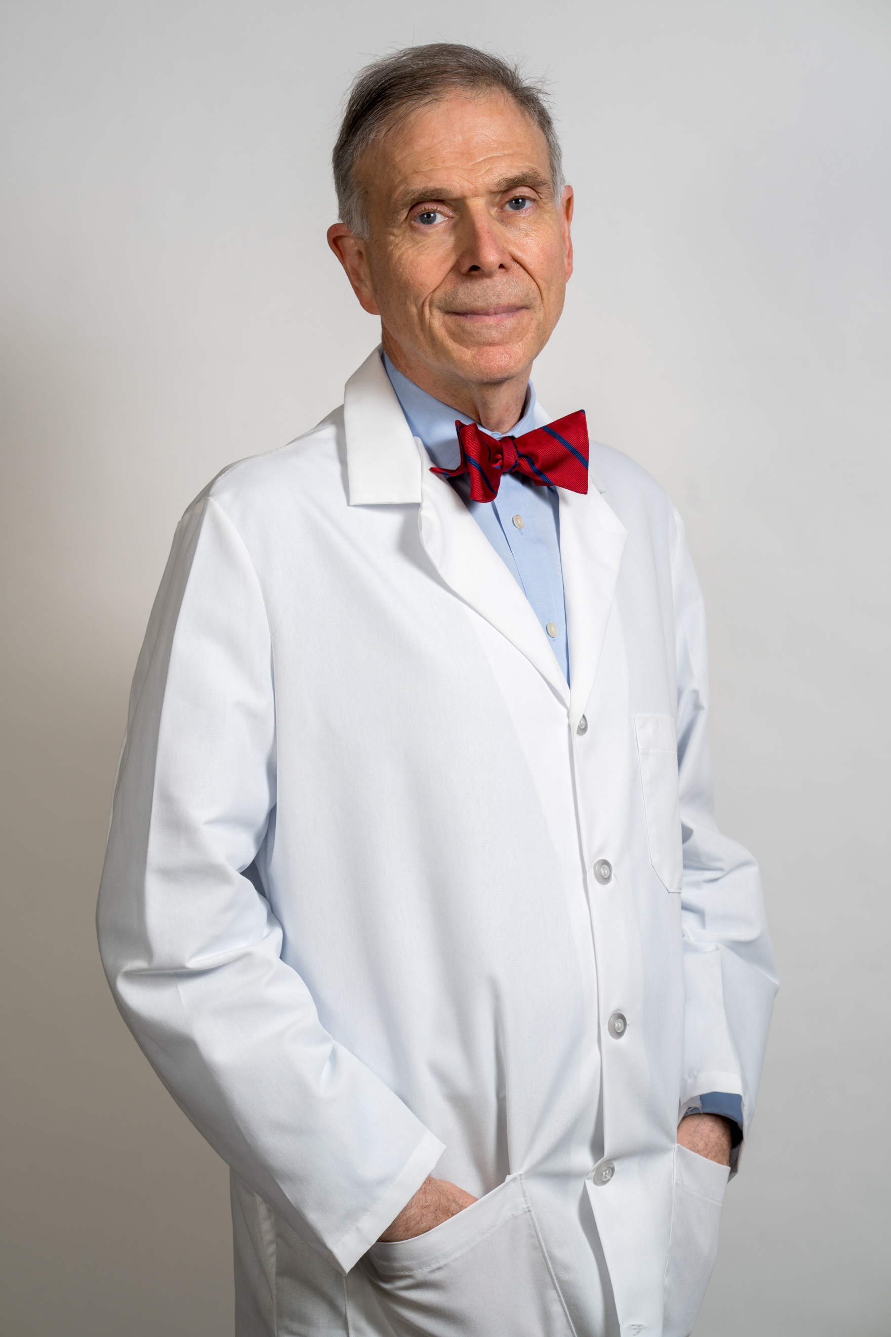 doctor_robert_burns_md_oak_street_health_9